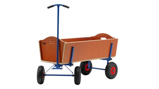 Outdoor fun with BERG Beach Wagon in garden or beach