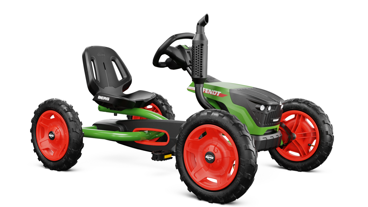 Kids active play on BERG Buddy Fendt