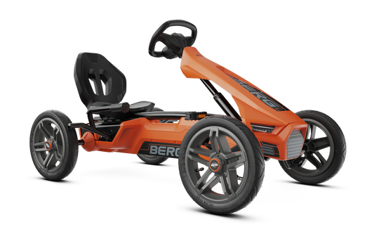 Kids active play on BERG Rally Orange